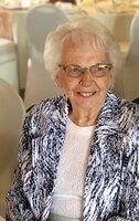 Julia  McIntyre